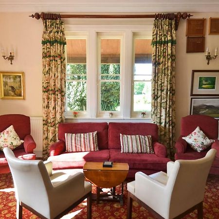 \u00BFCu\u00E1les son los mejores hoteles cerca de Grimsthorpe Castle? Bourne Exterior foto