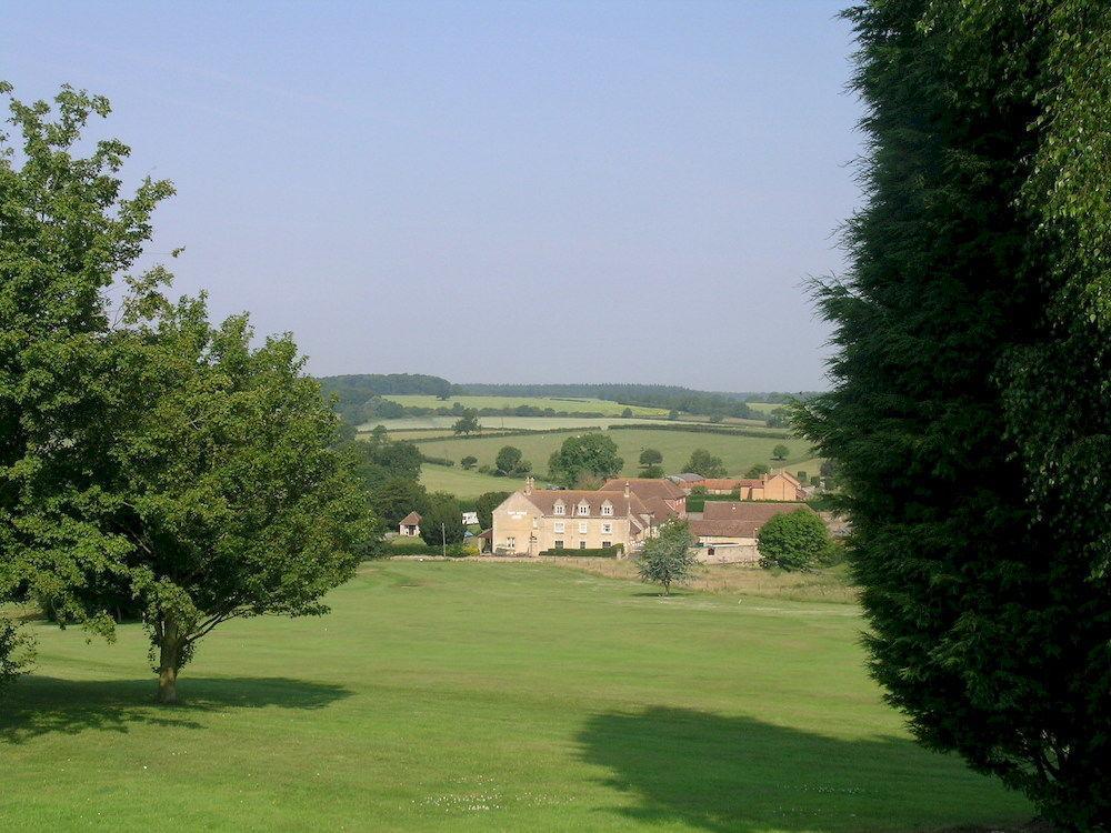 \u00BFCu\u00E1les son los mejores hoteles cerca de Grimsthorpe Castle? Bourne Exterior foto